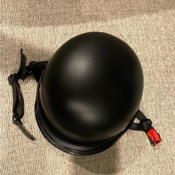 Black Men's Helmet - Picture 2 of 5